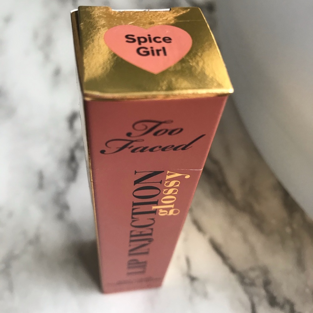 Too faced lip injection lip gloss